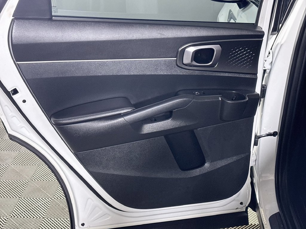 Certified 2023 Kia Sorento EX AWD/4WD image 20