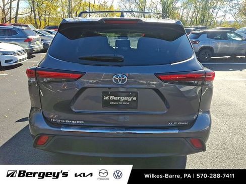 Used 2020 Toyota Highlander XLE image 6