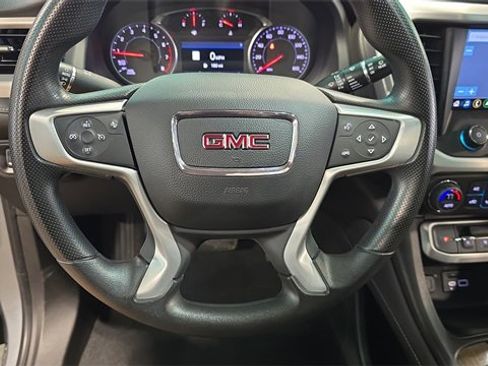 Used 2023 GMC Acadia SLE w/ Driver Convenience Package image 24