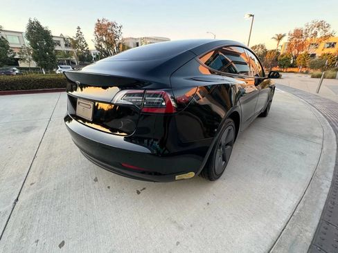 Used 2023 Tesla Model 3 Standard Range RWD image 5