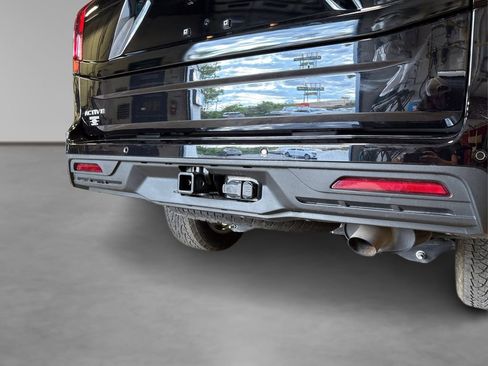 Certified 2025 Ford Expedition Active AWD/4WD image 17