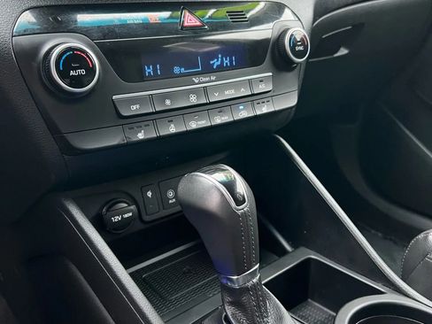 Used 2020 Hyundai Tucson Limited w/ Cargo Package image 16