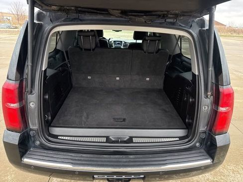 Used 2016 Chevrolet Suburban LTZ image 14