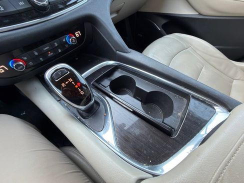Used 2019 Buick Enclave Premium w/ Experience Buick Package FWD image 13