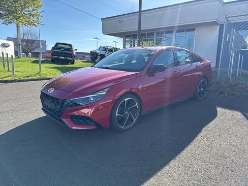Used 2022 Hyundai Elantra N Line image 2