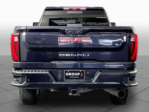 Used 2024 GMC Sierra 2500 Denali w/ Denali Reserve Package AWD/4WD image 5