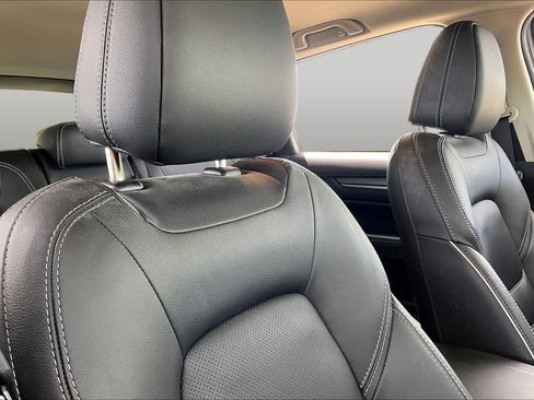 Used 2025 MAZDA CX-5 AWD 2.5 S w/ Premium Plus Pkg image 9