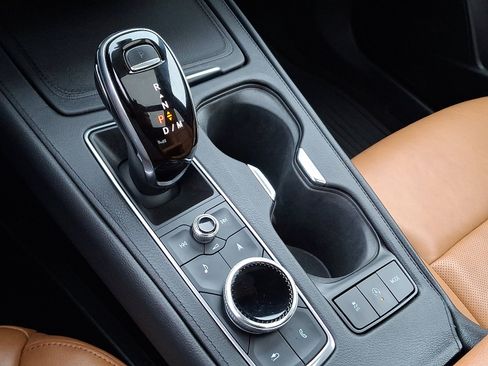 Used 2020 Cadillac XT4 Premium Luxury image 15