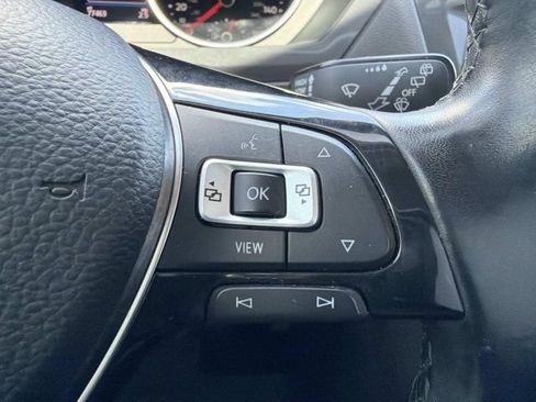 Used 2019 Volkswagen Tiguan SEL AWD/4WD image 25