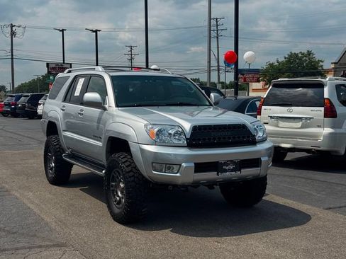 Used 2003 Toyota 4Runner Limited AWD/4WD image 3