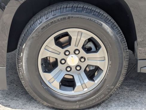 Used 2018 Chevrolet Tahoe LS image 22