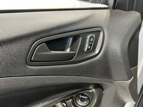 Used 2015 Ford Escape S image 30