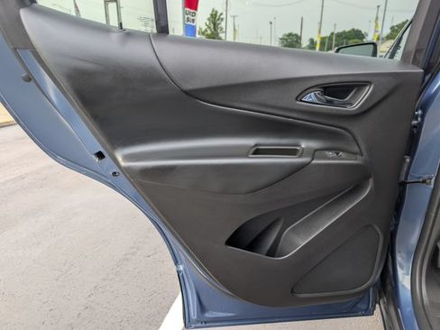 Used 2024 Chevrolet Equinox LT FWD image 14