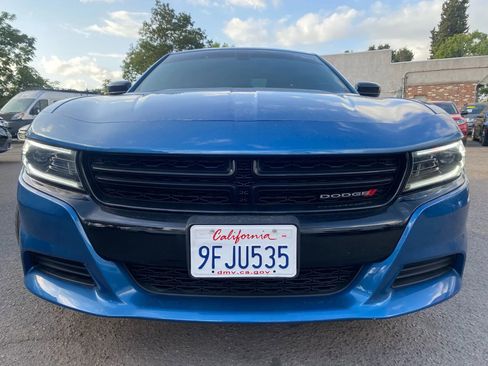 Used 2023 Dodge Charger SXT w/ Blacktop Package image 2