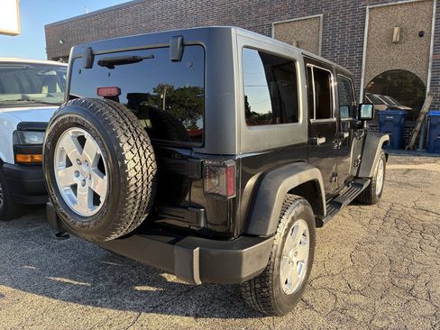 Used 2017 Jeep Wrangler Unlimited Sport w/ Quick Order Package 24S AWD/4WD image 5
