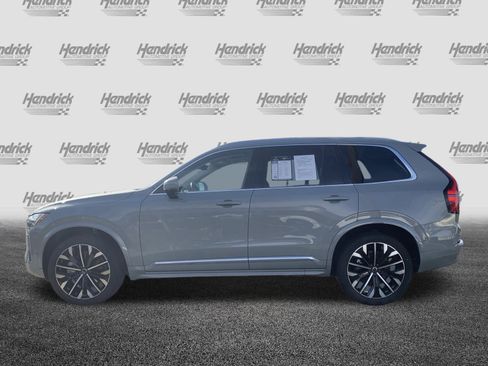 Used 2025 Volvo XC90 B6 Plus image 7