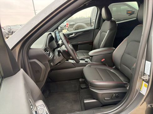 Used 2026 Ford Escape ST-Line AWD/4WD image 11