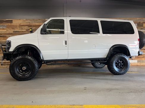 Used 2009 Ford E-350 and Econoline 350 XL image 52