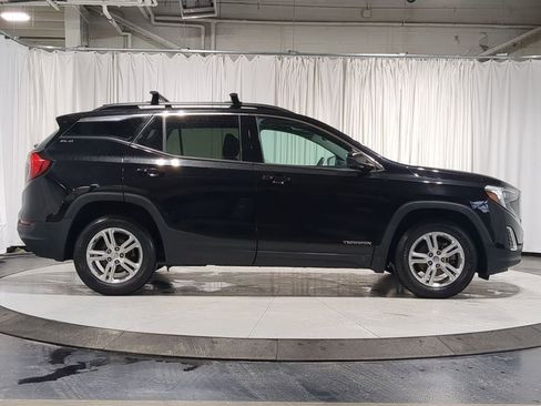 Used 2018 GMC Terrain SLE w/ Driver Convenience Package image 18