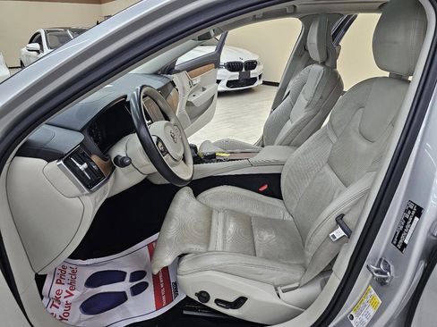Used 2017 Volvo S90 T6 Inscription w/ Vision Package image 19