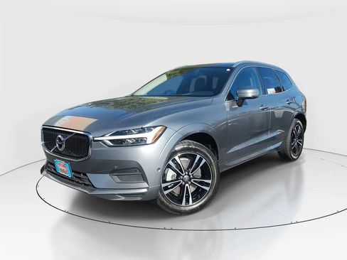 Used 2019 Volvo XC60 T6 Momentum w/ Multimedia Package image 1