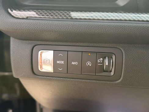 New 2026 Chevrolet Traverse High Country w/ LPO, Floor Liner Package AWD/4WD image 20