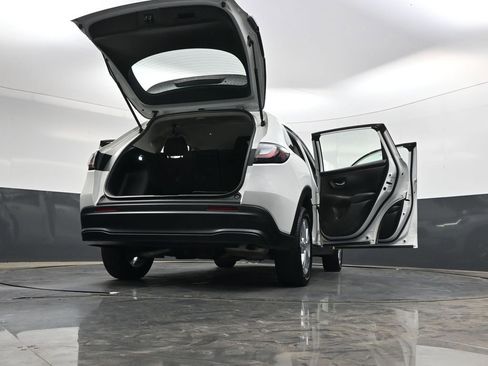 Used 2025 Honda HR-V LX image 39