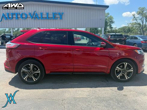 Used 2020 Ford Edge ST w/ Equipment Group 401A AWD/4WD image 8