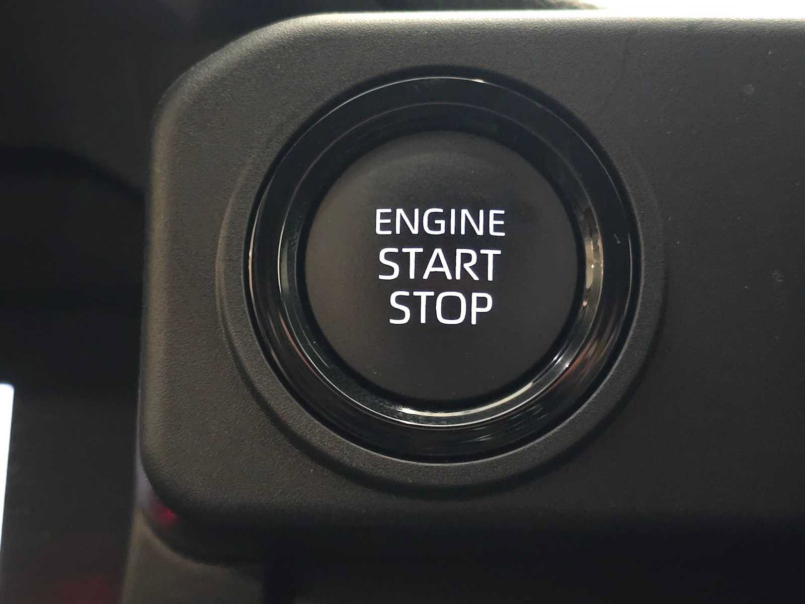 Certified 2026 Toyota Tacoma SR5 AWD/4WD image 19
