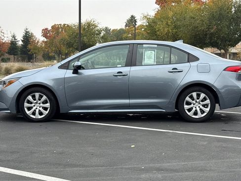 Used 2023 Toyota Corolla LE image 13