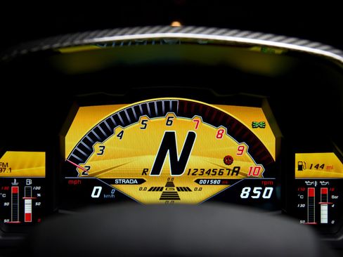 Used 2016 Lamborghini Aventador LP 750-4 Superveloce image 9