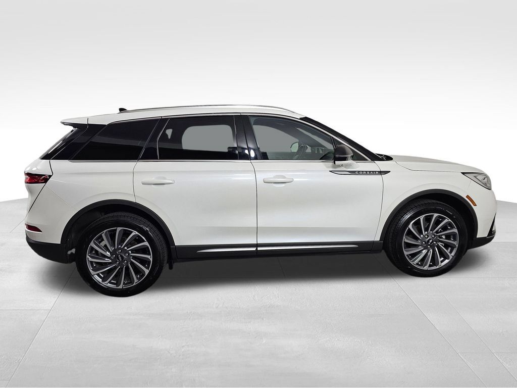 Certified 2023 Lincoln Corsair Reserve w/ Equipment Group 201A AWD/4WD image 8
