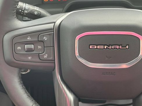 Certified 2026 GMC Sierra 2500 Denali Ultimate w/ LPO, Black Badging Package AWD/4WD image 30
