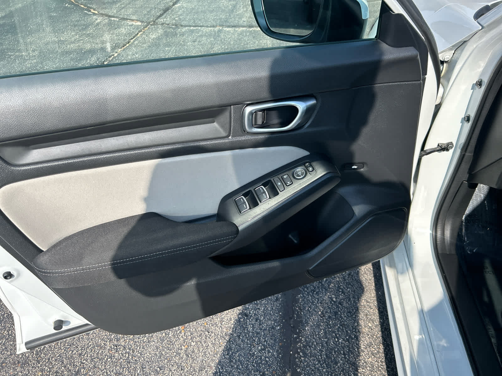 Used 2023 Honda Civic LX image 10