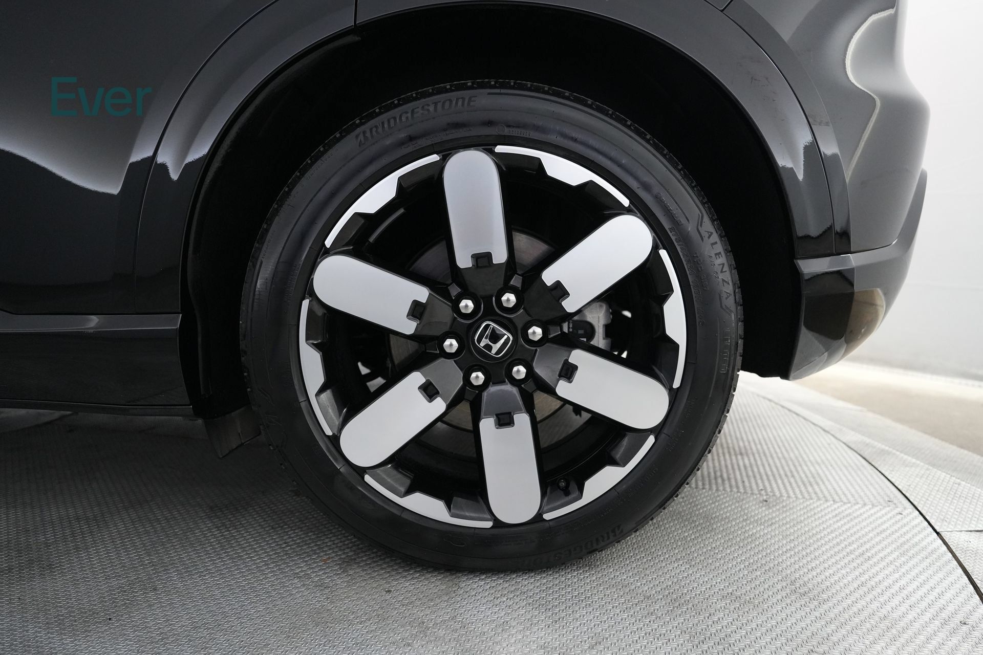 Used 2024 Honda Prologue Elite image 9