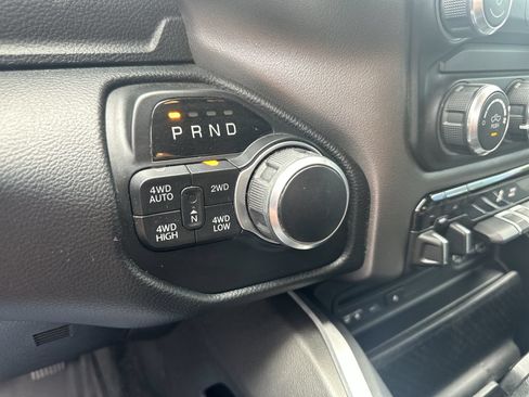 Used 2019 RAM 1500 Big Horn AWD/4WD image 16