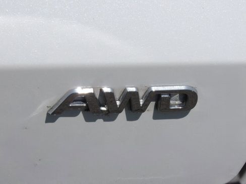 Certified 2023 Toyota bZ4X AWD image 9
