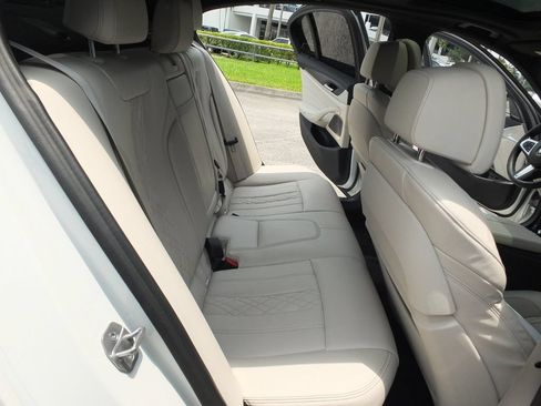 Used 2023 BMW 540i w/ M Sport Package RWD image 21