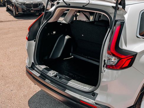 Used 2025 Honda CR-V EX image 45