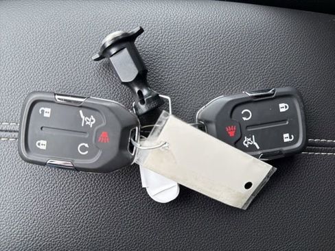 Used 2023 GMC Terrain Denali w/ Denali Premium Package image 24