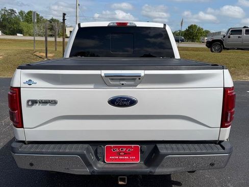 Used 2016 Ford F150 Lariat image 3