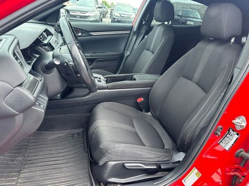 Used 2018 Honda Civic Sport image 17