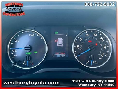 Certified 2022 Toyota RAV4 XLE Premium AWD/4WD image 30