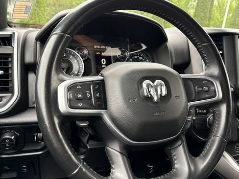 Used 2021 RAM 1500 Big Horn RWD image 14