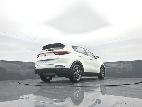 Used 2020 Kia Sportage LX image 31