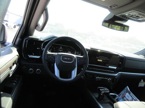 New 2026 GMC Sierra 1500 SLT w/ SLT Premium Plus Package AWD/4WD image 13