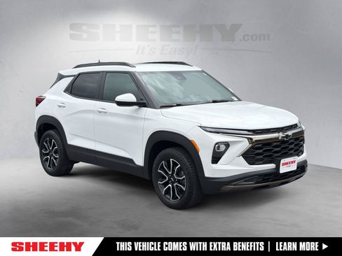 Certified 2024 Chevrolet TrailBlazer ACTIV w/ Driver Confidence Package AWD/4WD image 1