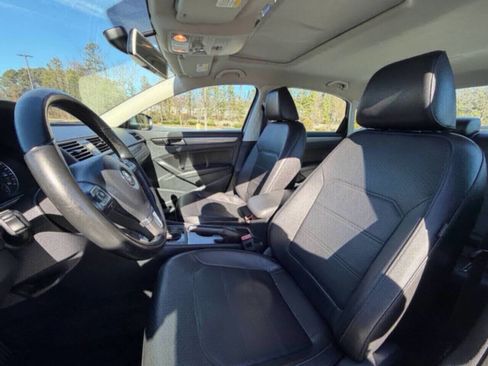 Used 2014 Volkswagen Passat TDI SE image 22