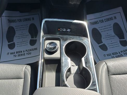 Used 2026 Chevrolet Equinox LT w/ Convenience Package II AWD/4WD image 17