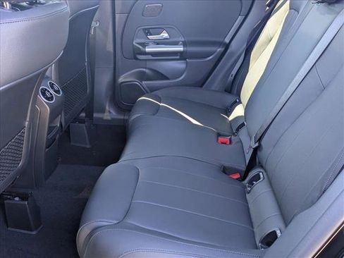 New 2026 Mercedes-Benz GLA 250 image 14